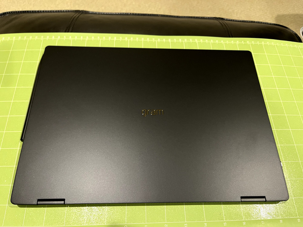 16" laptop whiteboard skin