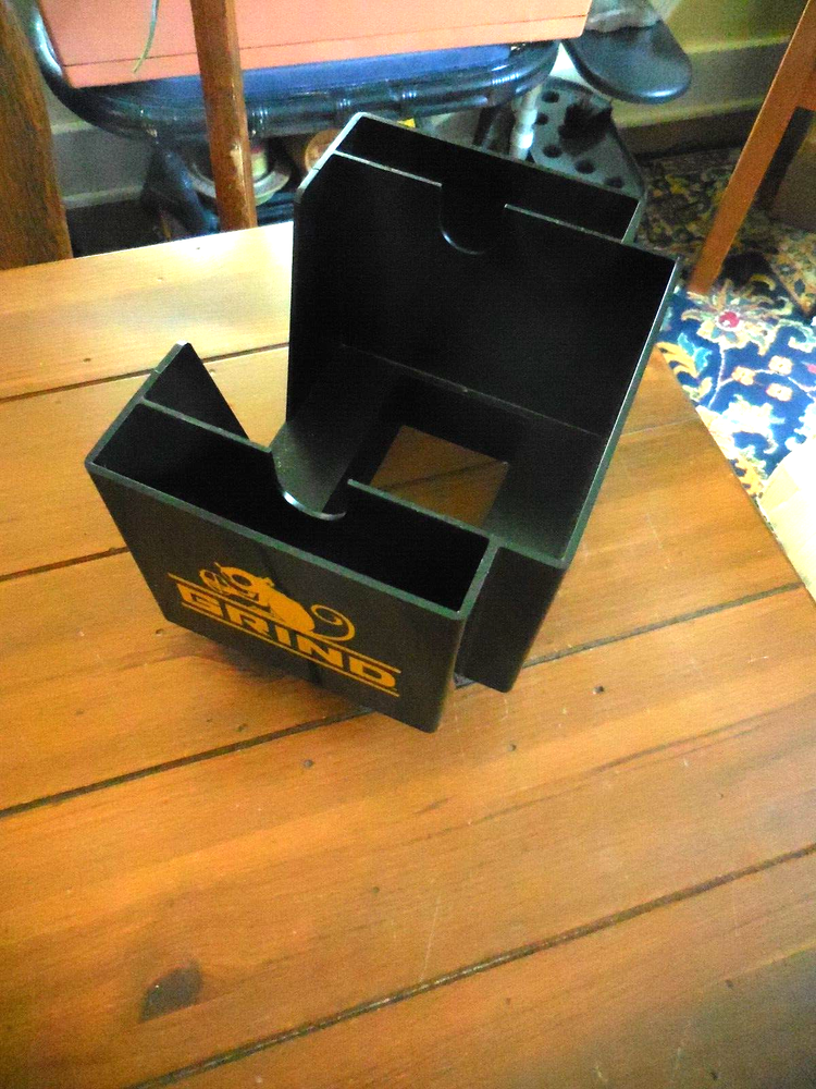 Grind Liqueur plastic Bar Caddy, Squirrel Logo
