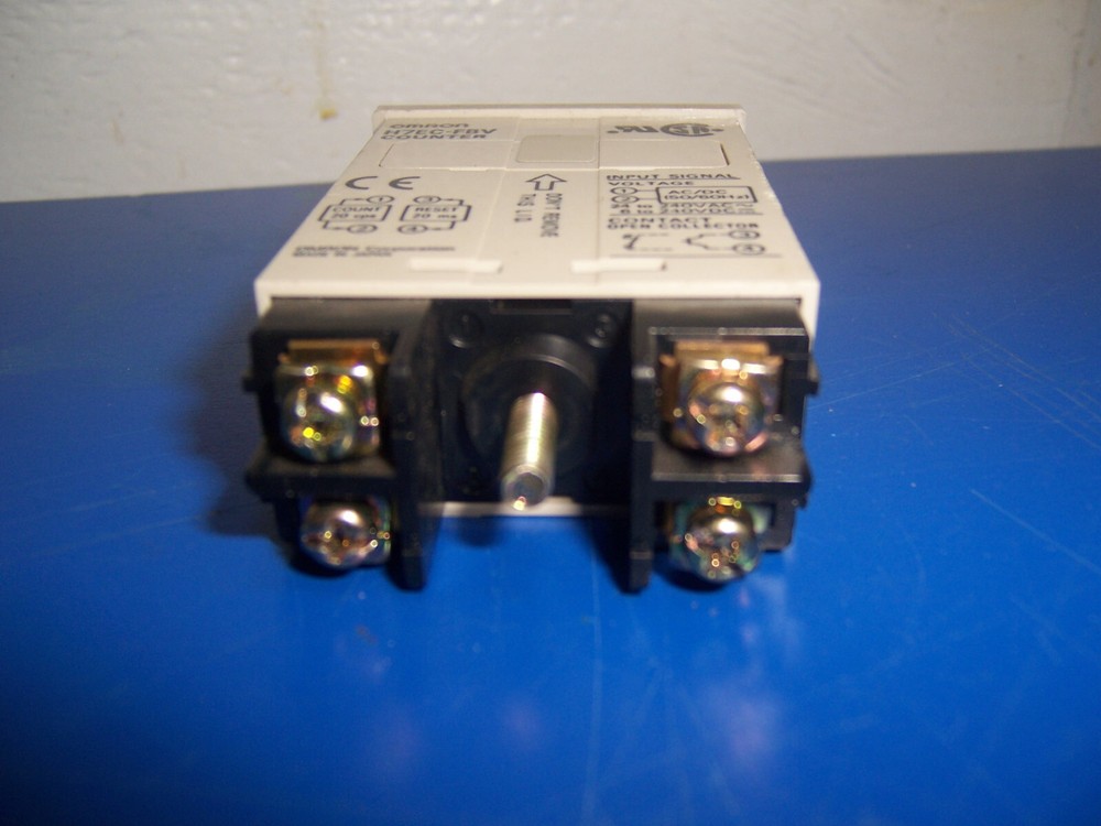 13990 Omron H7EC-FBV Counter