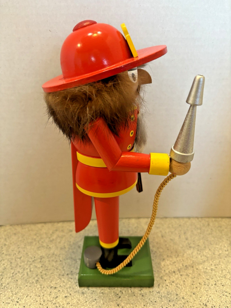 ORIGINAL E.M. MERCK FIRE MAN NUTCRACKER NWT GERMAN 11" FIREMAN