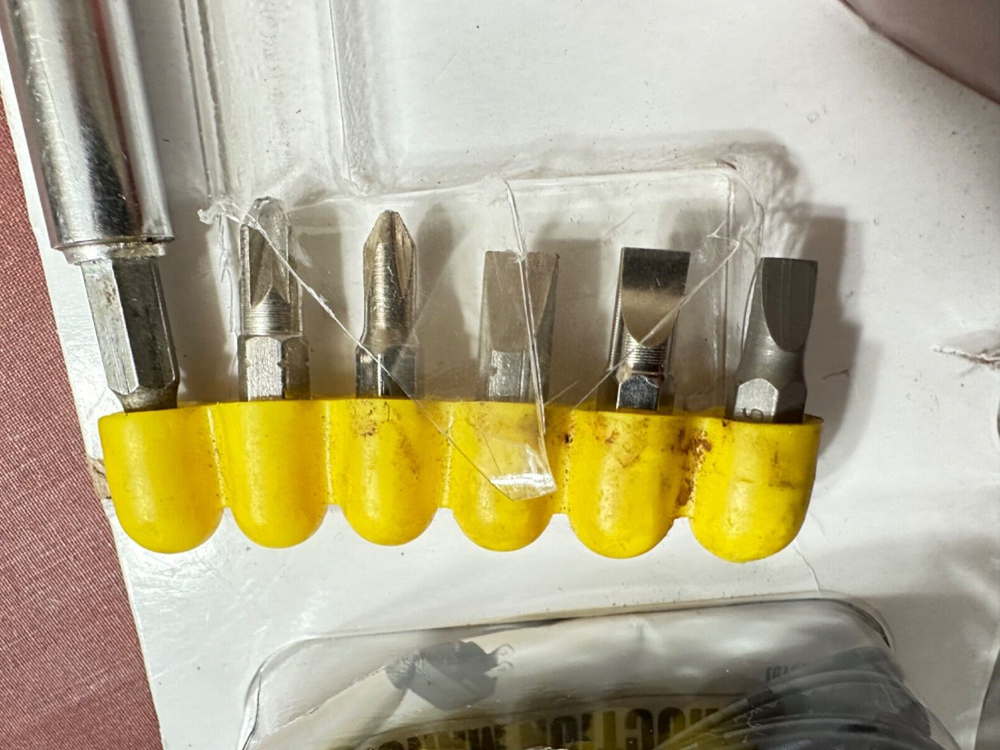 HYPER TOUGH 4.8-VOLT Cordless Screwdriver, Charger, Missing The Original Bits