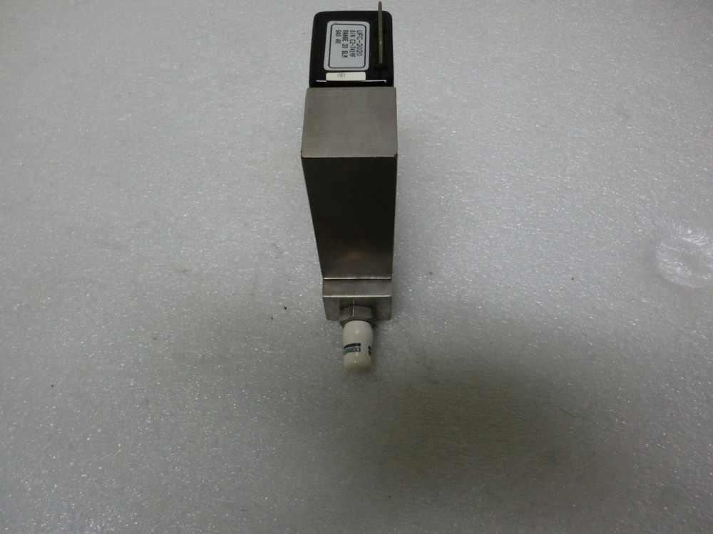 Unit Instruments Mass Flow Controller UFC-2020