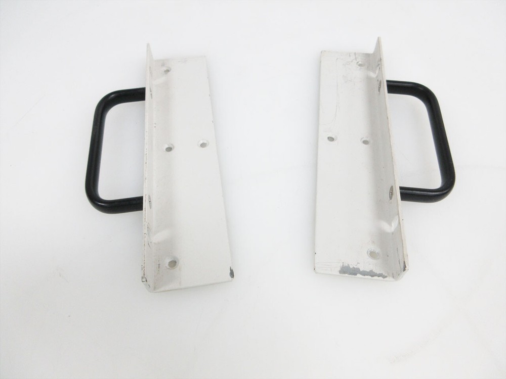 SPIRENT NETCOM SMARTBITS 6000 6000B RACK MOUNT EARS SET 300-4030-021