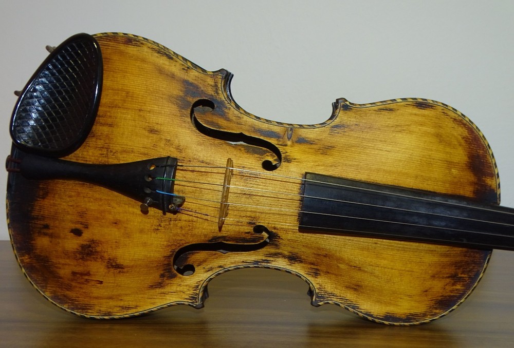 VIOLIN WITH CAT HEAD - model STAINER (Nr. 525)