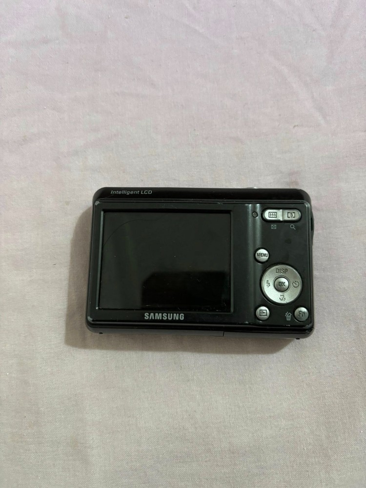 Samsung ES17 12.2 MP Digital Camera - Black WORKING