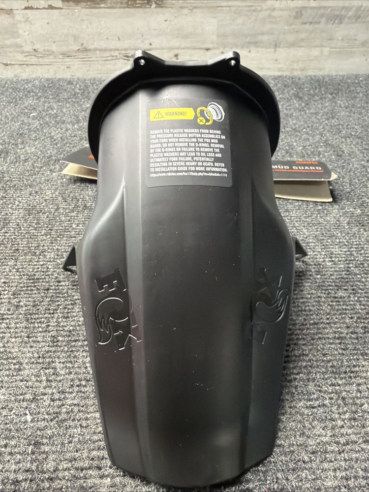 NOS Fox 36/38 Fork Mud Guard