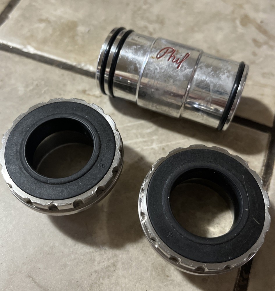 Phil Wood Stainless external 68 BB, polished