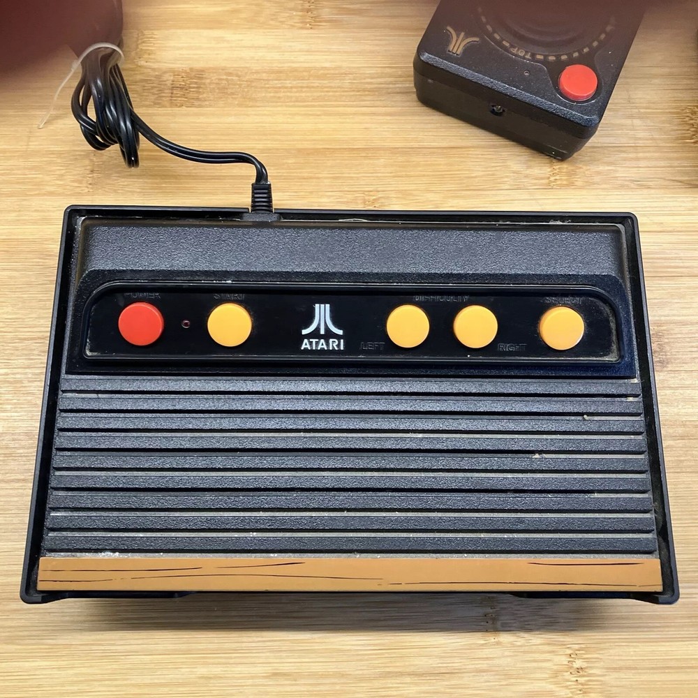 Atari Flashback 4 Classic Game Console With 2 Wireless Joystick Controllers