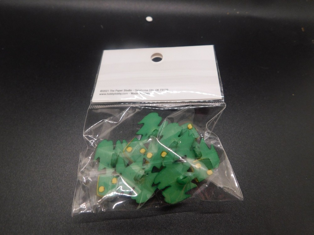 The paper studio plant shank back buttons 6pc