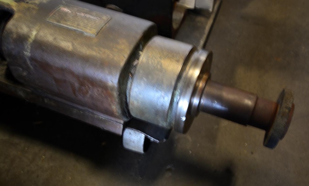 Heald Red Head Spindle (Inv.38778)