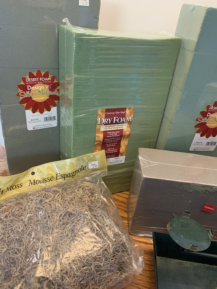 Floral Dry Foam and Extras