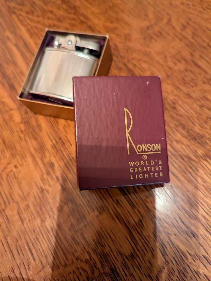 Vintage Ronson Lighter