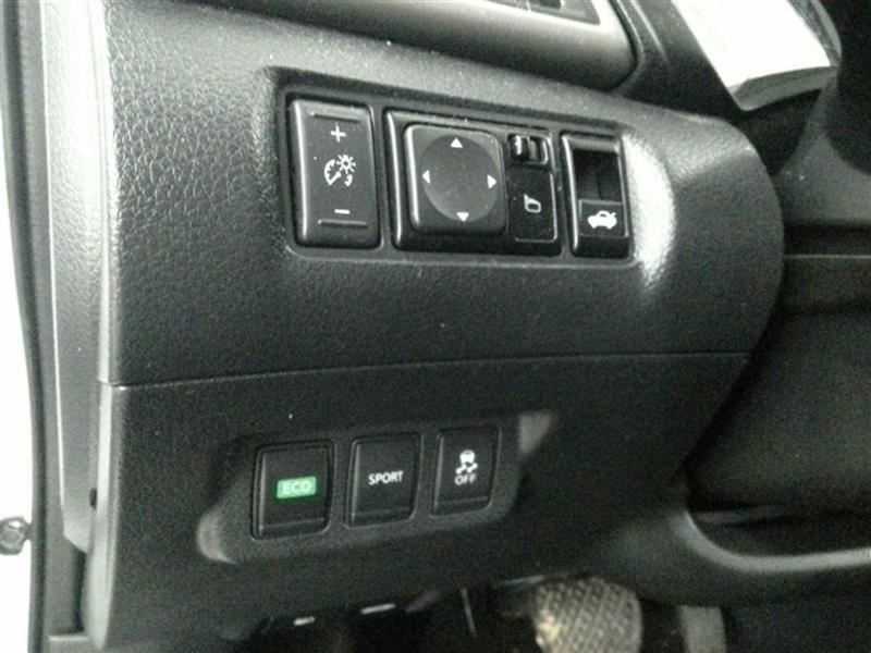 Driver Left Front Spindle/Knuckle Fits 11-25 LEAF 104636069