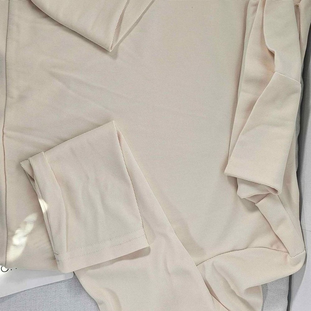 New Women's Small Cream Solid Casual Two-Piece Set