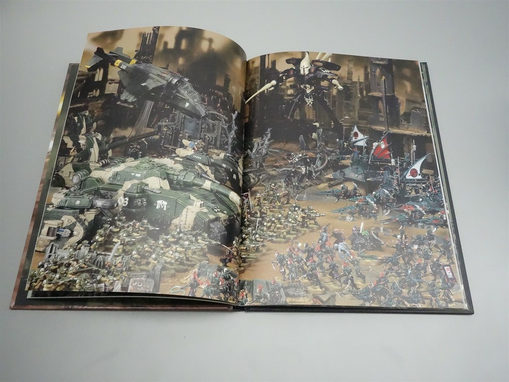 Warhammer 40K: Escalation (oop hardcover)