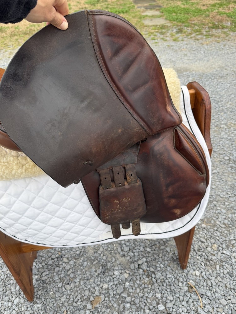 Beval Ltd 16" English Saddle