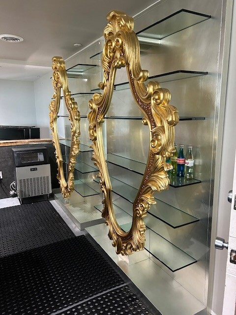 exceptional Bar shelf - high end quality with heavy baseboard