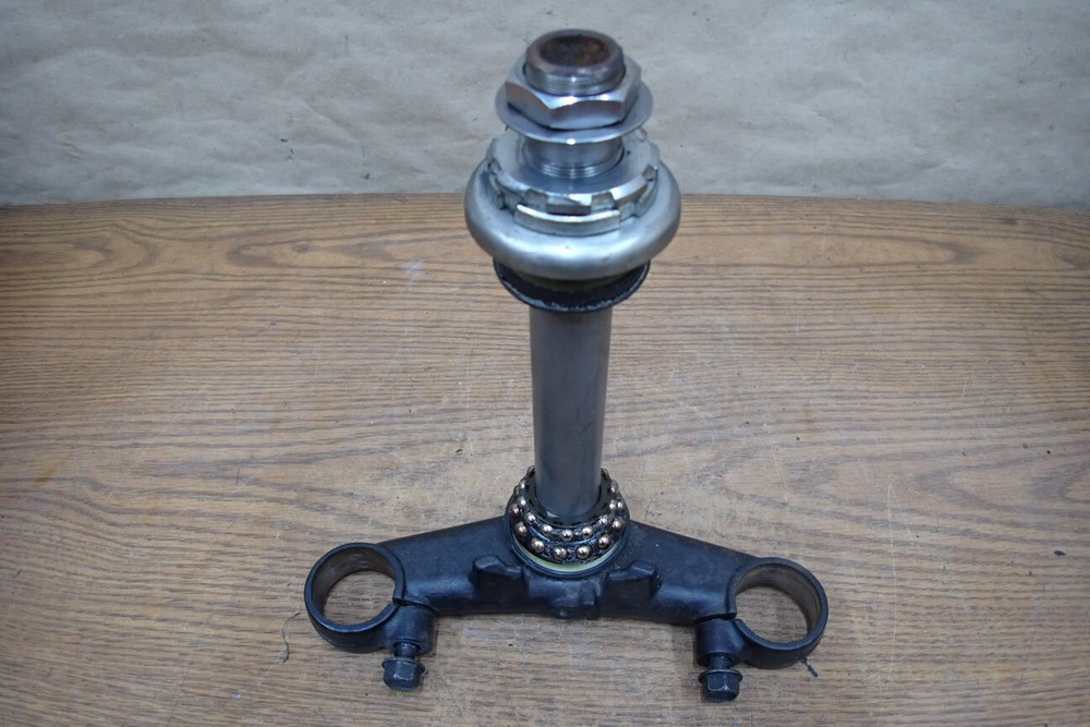 2012 HONDA CB250R LOWER TRIPLE TREE STEERING STEM