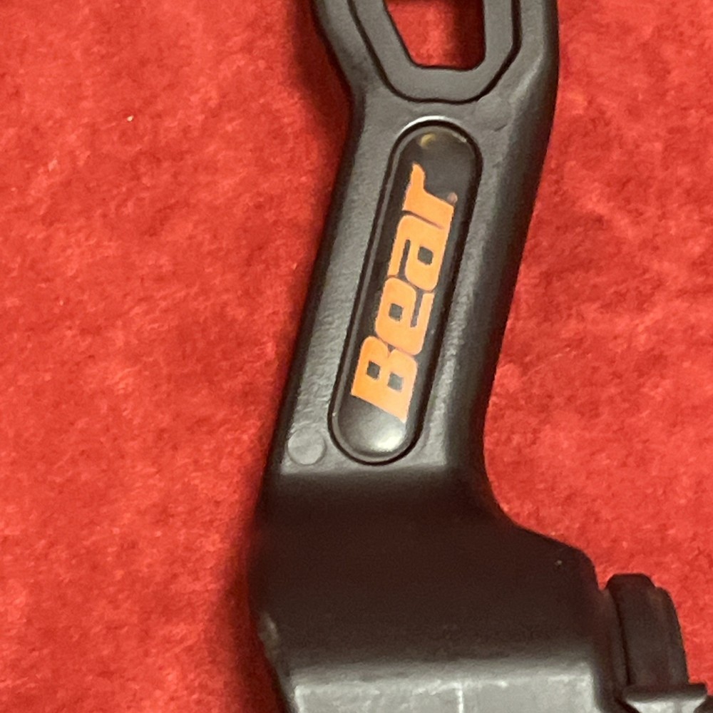 Bear Archery Brave Right Hand Compound Bow 27" Kid’s Size