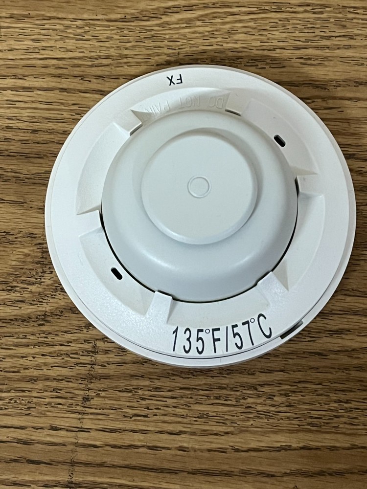 System Sensor 5603 135F Fixed Temp, Single-Circuit Mechanical Heat Detector