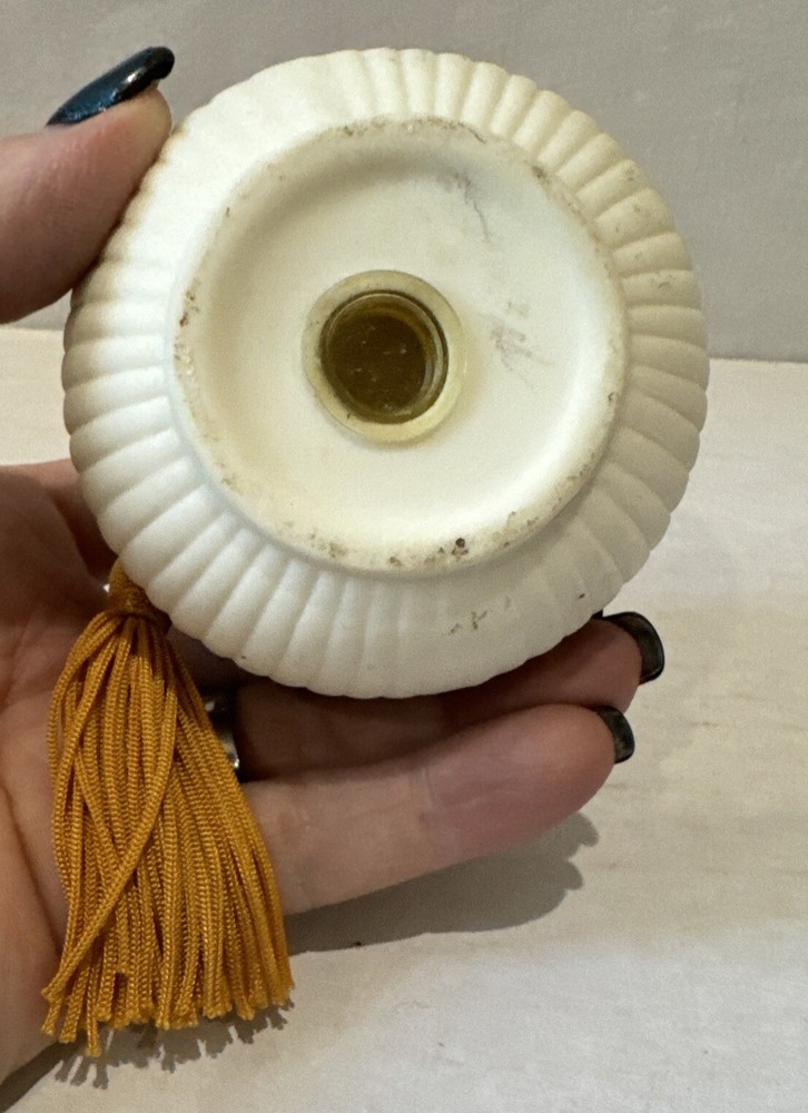 Fancy Vtg Ivory Ceramic Bulb & Tassel Atomizer Perfume Bottle 2.5”