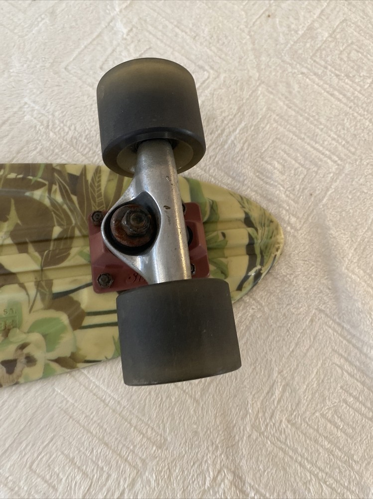 Globe Bantam Graphic Complete Skateboard - 23in x 6in
