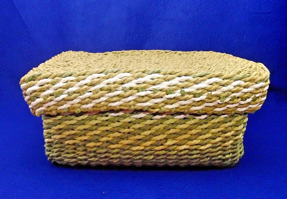 Vintage Soft Sided Macrame Sewing Box - Avocado Green & White - 10"