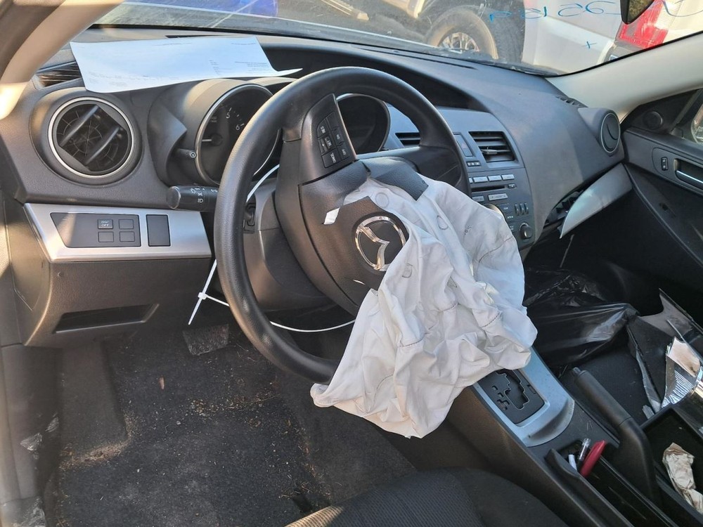 3 2010 Glove Box 4898048