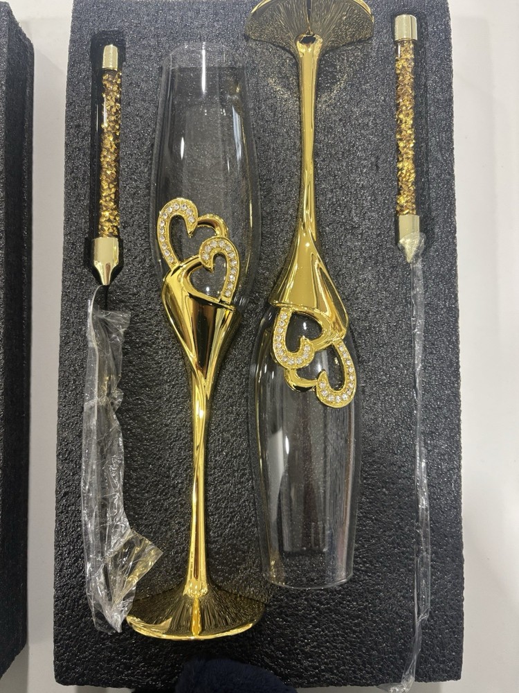 Gold Wedding Champagne Flute And Cake Server Set