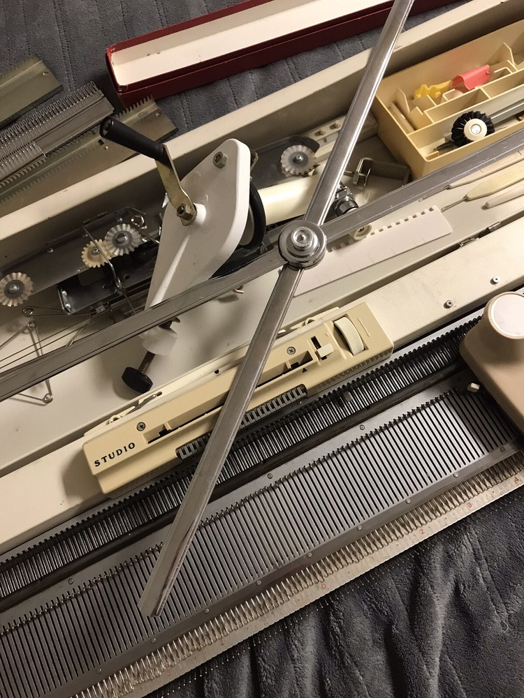 Vintage knitting machine Studio 