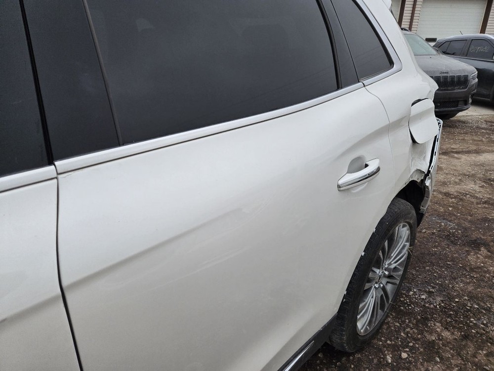 2016-2017 Lincoln MKX Front Center Dash Mounted 8" Display Touch Screen