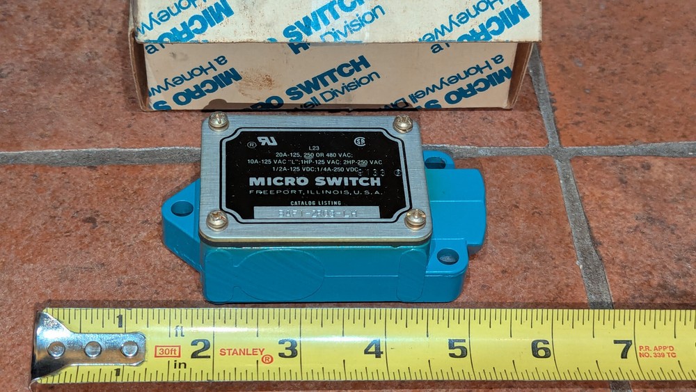 Honeywell Microswitch BAF1-2RQ3-LH NIB