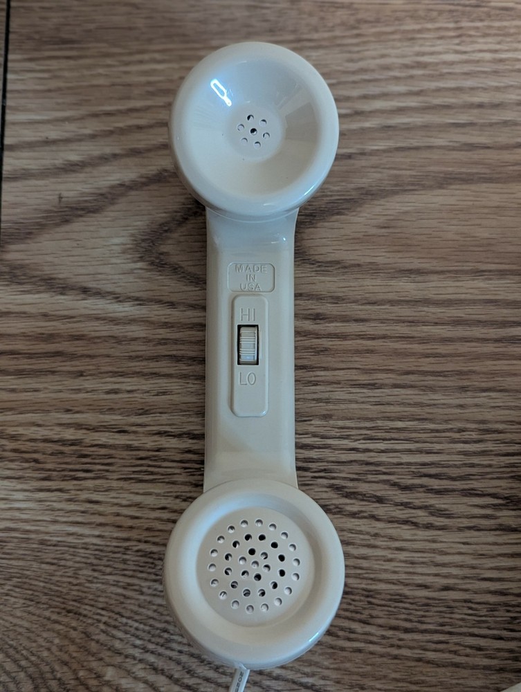 Cortelco Push Button Beige Desk Phone