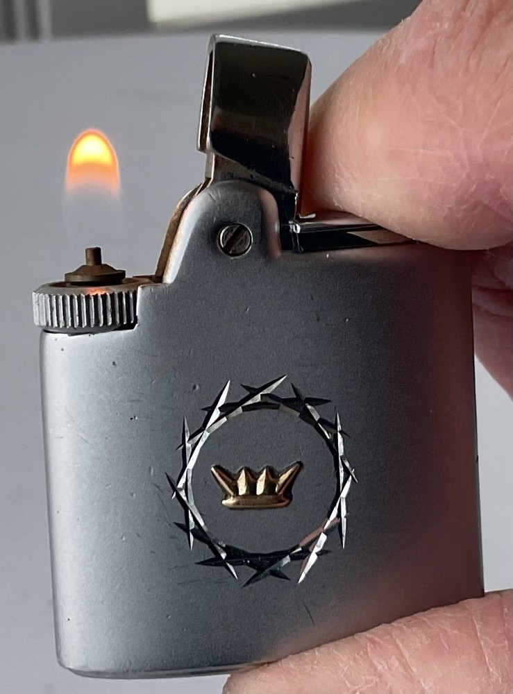 Vintage Ronson Milady Lighter / Monogrammed/ Working.