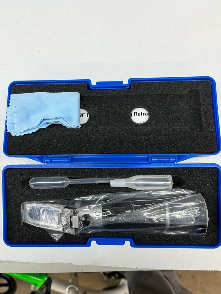 COLE-PARMER REFRACTOMETER