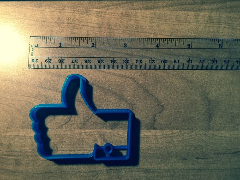 Thumbs up cookie cutter