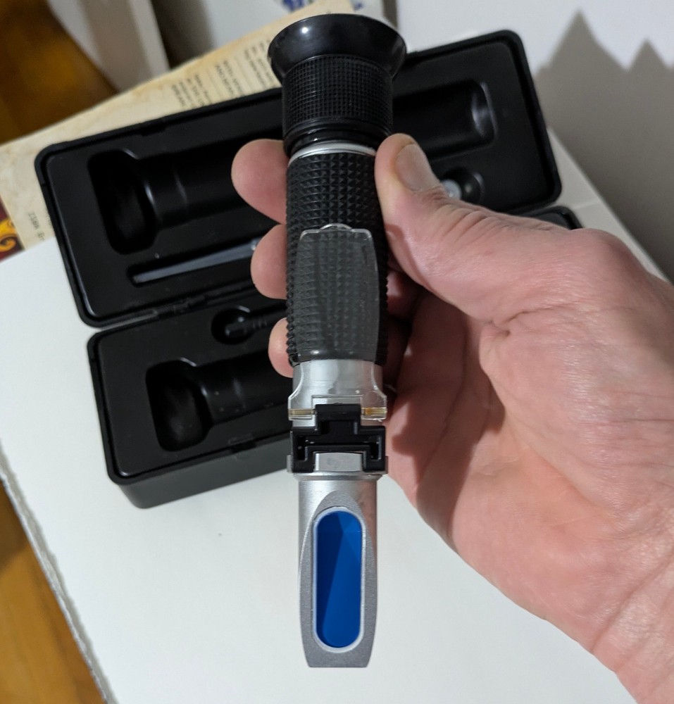 Hand Held Refractometer