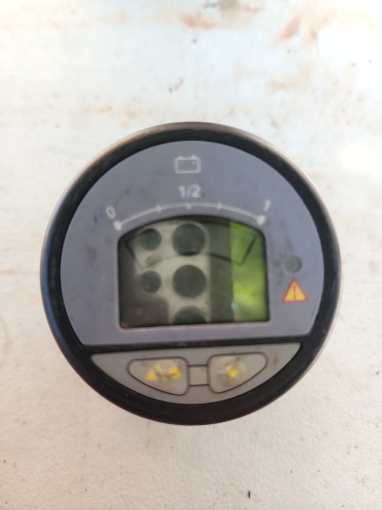 Curtis 3000R-57X-0009 Voltmeter LCD