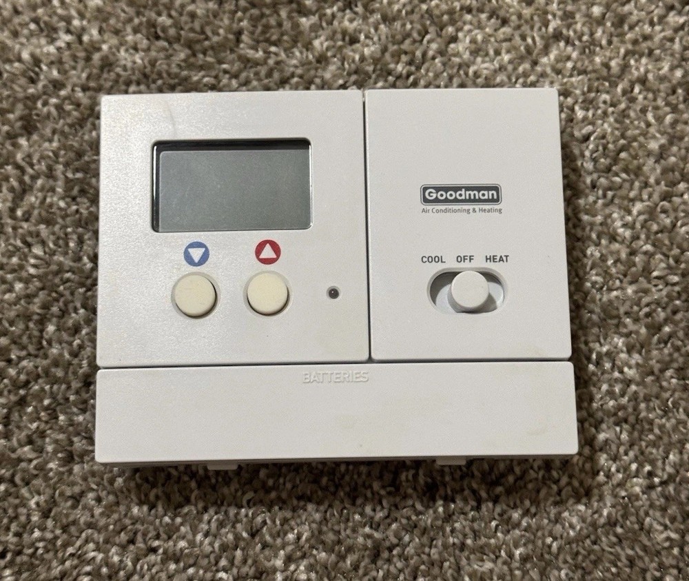 Goodman Non-Programmable Digital Thermostat Model TSTATG1100-2 Tested Working