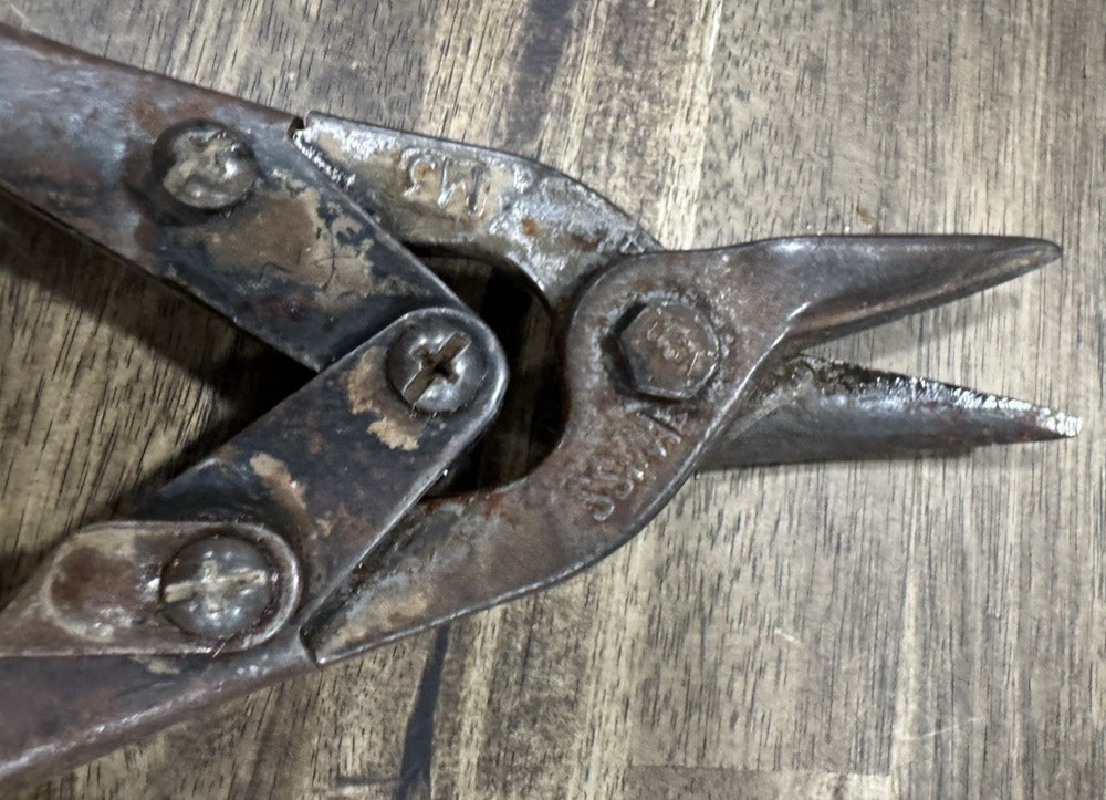 2 Wiss Tin Snips