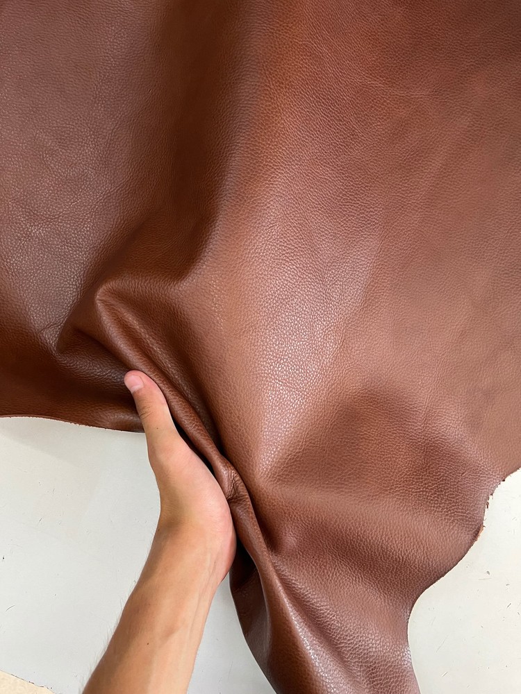 Cow Leather hide, genuine cow leather sheets, milled with two tone pull up effe