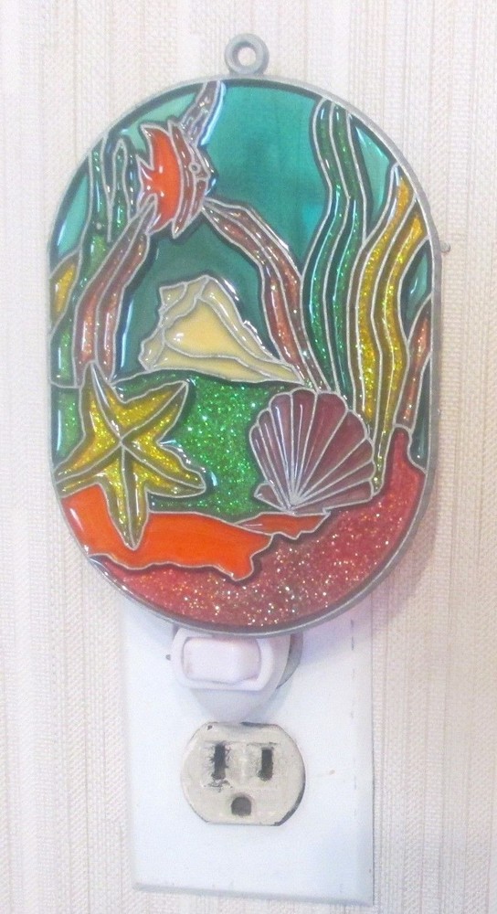 UNDERWATER SCENE NIGHTLIGHT (SHELLS STARFISH SUNCATCHER LIGHT)