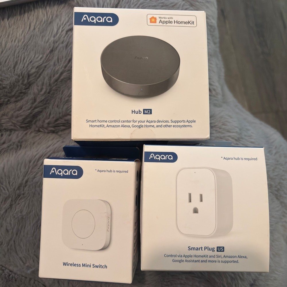 Aqara Hub M2 + Switch + Plug - Apple Homekit (New Sealed)