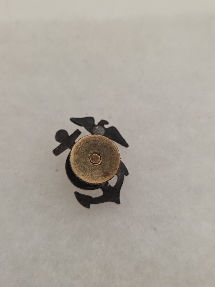 Vintage WW2 US Marine Corps Globe Pin