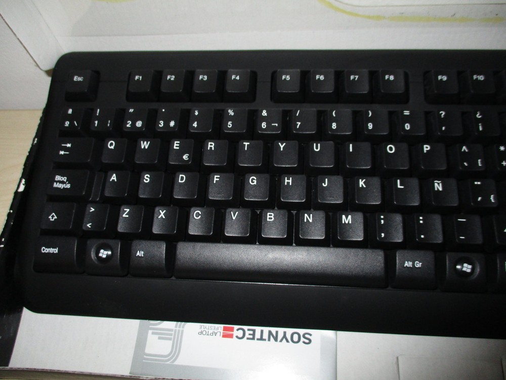 Keyboard SOYNTEC/SOYNTEC Keyboard
