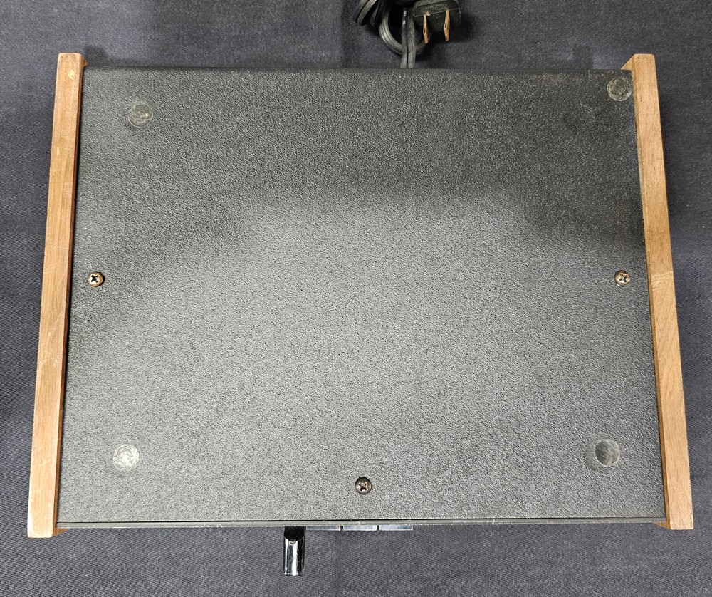 SAE Model 5000A Impulse Noise Reduction System - Tested Powers On