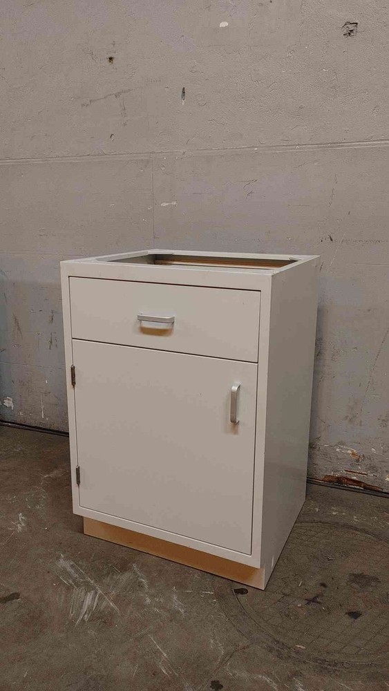2' Duralab Mixed Casework White (108327)