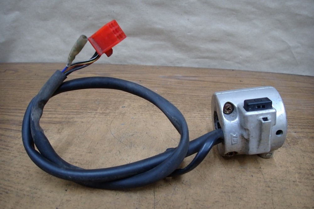 2002 HONDA SHADOW VT750CLD RIGHT HAND KILL SWITCH CONTROL SEE DESCRIPTION