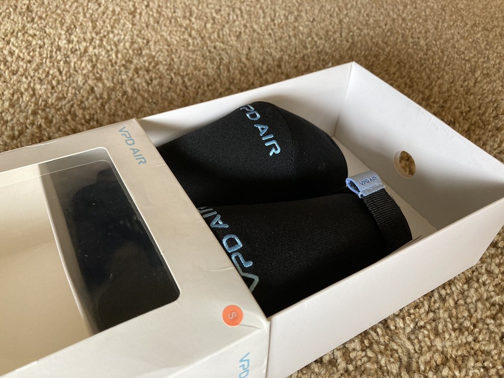 POC Joint VPD Air Elbow Pads, Size Small, Uranium Black