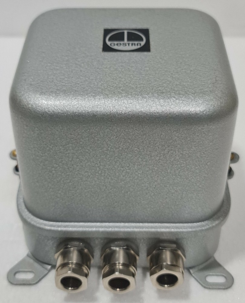 GESTRA VR 16 a LEVEL SWITCH/LEVEL CONTROLLER 220VAC 50/60 Hz 055161